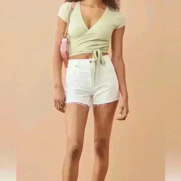 Reformation Pants - Reformation Charlie High Rise White Jean short NWT